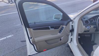 2012 Mercedes-Benz C 300 Sport 4MATIC   - Photo 4 - Elmhurst, NY 11373