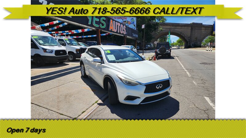 2018 INFINITI QX30  