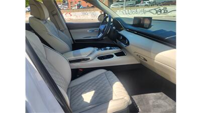 2023 Genesis GV70 3.5T Sport AWD - Photo 5 - Elmhurst, NY 11373