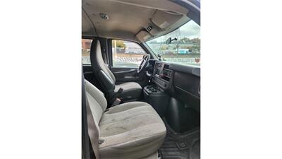 2010 GMC Savana LT 3500 - Photo 4 - Elmhurst, NY 11373