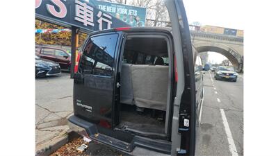 2010 GMC Savana LT 3500 - Photo 13 - Elmhurst, NY 11373