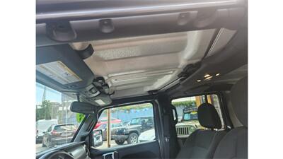 2023 Jeep Gladiator Sport   - Photo 18 - Elmhurst, NY 11373