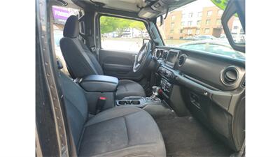 2023 Jeep Gladiator Sport   - Photo 14 - Elmhurst, NY 11373