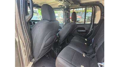 2023 Jeep Gladiator Sport   - Photo 8 - Elmhurst, NY 11373