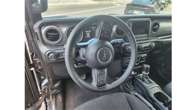 2023 Jeep Gladiator Sport   - Photo 16 - Elmhurst, NY 11373