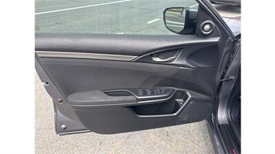 2018 Honda Civic Si - Photo 13 - Elmhurst, NY 11373