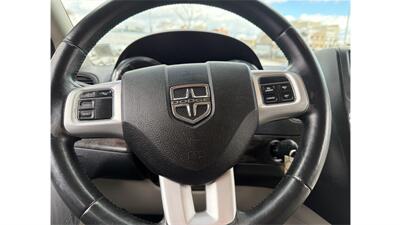 2016 Dodge Grand Caravan American Value Package   - Photo 14 - Elmhurst, NY 11373