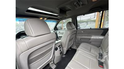 2010 Honda Pilot Touring w/Navi w/DVD   - Photo 20 - Elmhurst, NY 11373