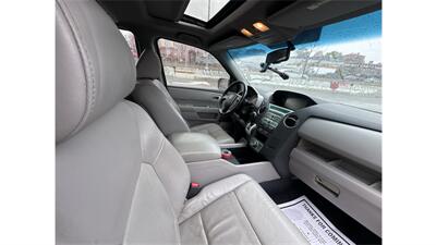 2010 Honda Pilot Touring w/Navi w/DVD   - Photo 32 - Elmhurst, NY 11373