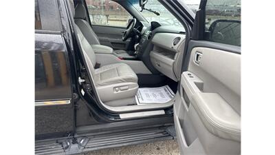 2010 Honda Pilot Touring w/Navi w/DVD   - Photo 30 - Elmhurst, NY 11373