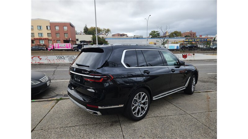 2025 Bmw X7 xDrive40i photo 2