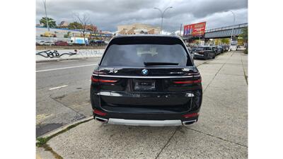 2025 BMW X7 xDrive40i   - Photo 4 - Elmhurst, NY 11373