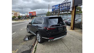 2025 BMW X7 xDrive40i   - Photo 4 - Elmhurst, NY 11373