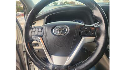 2016 Toyota Sienna XLE 7-Passenger  AWD - Photo 15 - Elmhurst, NY 11373