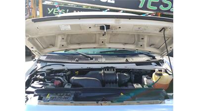 2011 Ford E-350 SD XL   - Photo 4 - Elmhurst, NY 11373