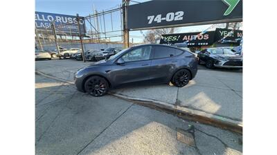 2022 Tesla Model Y Performance   - Photo 2 - Elmhurst, NY 11373
