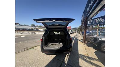 2015 Toyota Sienna XLE 8-Passenger - Photo 13 - Elmhurst, NY 11373
