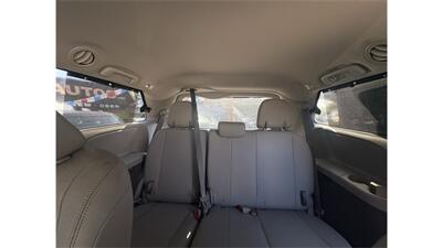 2015 Toyota Sienna XLE 8-Passenger - Photo 12 - Elmhurst, NY 11373