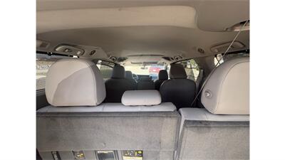 2015 Toyota Sienna XLE 8-Passenger - Photo 16 - Elmhurst, NY 11373