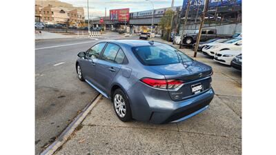 2022 Toyota Corolla LE   - Photo 2 - Elmhurst, NY 11373