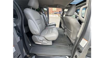 2017 Toyota Sienna XLE 8-Passenger   - Photo 25 - Elmhurst, NY 11373