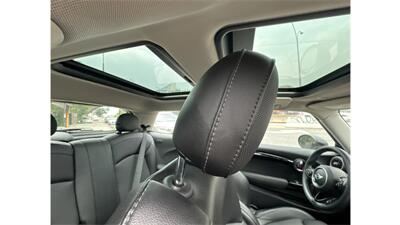 2015 MINI Hardtop 2 Door Cooper S   - Photo 24 - Elmhurst, NY 11373
