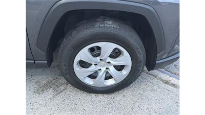 2024 Toyota RAV4 LE - Photo 31 - Elmhurst, NY 11373