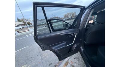 2024 Toyota RAV4 LE - Photo 27 - Elmhurst, NY 11373
