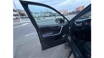 2024 Toyota RAV4 LE - Photo 26 - Elmhurst, NY 11373