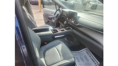 2024 Toyota Sienna XLE 7-Passenger   - Photo 13 - Elmhurst, NY 11373