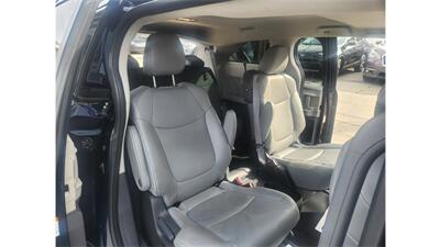 2024 Toyota Sienna XLE 7-Passenger   - Photo 12 - Elmhurst, NY 11373