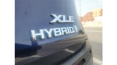 2024 Toyota Sienna XLE 7-Passenger   - Photo 4 - Elmhurst, NY 11373