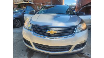 2015 Chevrolet Traverse LS  7 seats - Photo 12 - Elmhurst, NY 11373