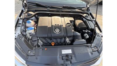 2012 Volkswagen Jetta SE PZEV   - Photo 5 - Elmhurst, NY 11373