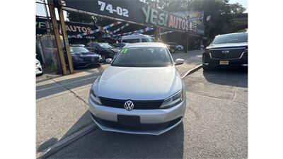 2012 Volkswagen Jetta SE PZEV   - Photo 2 - Elmhurst, NY 11373