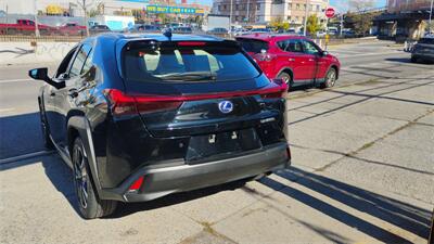 2021 Lexus UX 250h - Photo 8 - Elmhurst, NY 11373