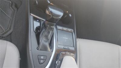 2021 Lexus UX 250h - Photo 19 - Elmhurst, NY 11373