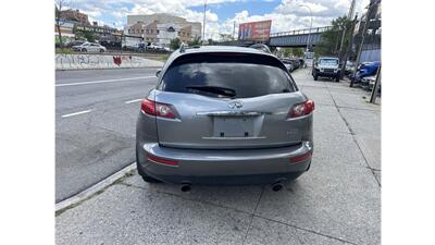 2005 INFINITI FX35   - Photo 6 - Elmhurst, NY 11373