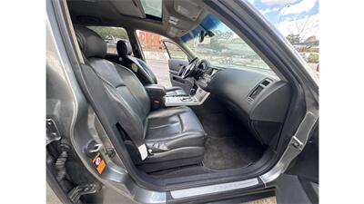 2005 INFINITI FX35   - Photo 30 - Elmhurst, NY 11373