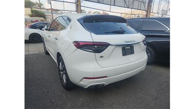 2021 Maserati Levante   - Photo 4 - Elmhurst, NY 11373