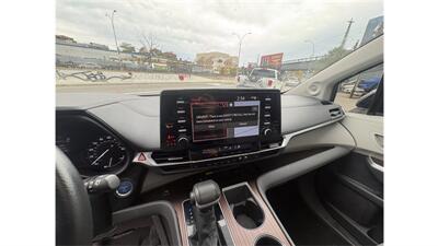 2023 Toyota Sienna XLE 7-Passenger - Photo 11 - Elmhurst, NY 11373