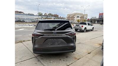2023 Toyota Sienna XLE 7-Passenger - Photo 5 - Elmhurst, NY 11373