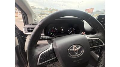 2023 Toyota Sienna XLE 7-Passenger - Photo 9 - Elmhurst, NY 11373