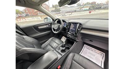 2024 Volvo XC40 B5 Core Bright Theme   - Photo 29 - Elmhurst, NY 11373