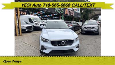 2024 Volvo XC40 B5 Core Bright Theme SUV