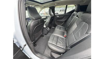 2024 Volvo XC40 B5 Core Bright Theme   - Photo 18 - Elmhurst, NY 11373