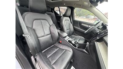 2024 Volvo XC40 B5 Core Bright Theme   - Photo 27 - Elmhurst, NY 11373