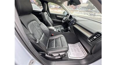 2024 Volvo XC40 B5 Core Bright Theme   - Photo 26 - Elmhurst, NY 11373