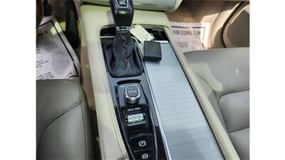 2016 Volvo XC90 T6 Momentum - Photo 23 - Elmhurst, NY 11373