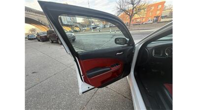 2017 Dodge Charger R/T Scat Pack   - Photo 15 - Elmhurst, NY 11373